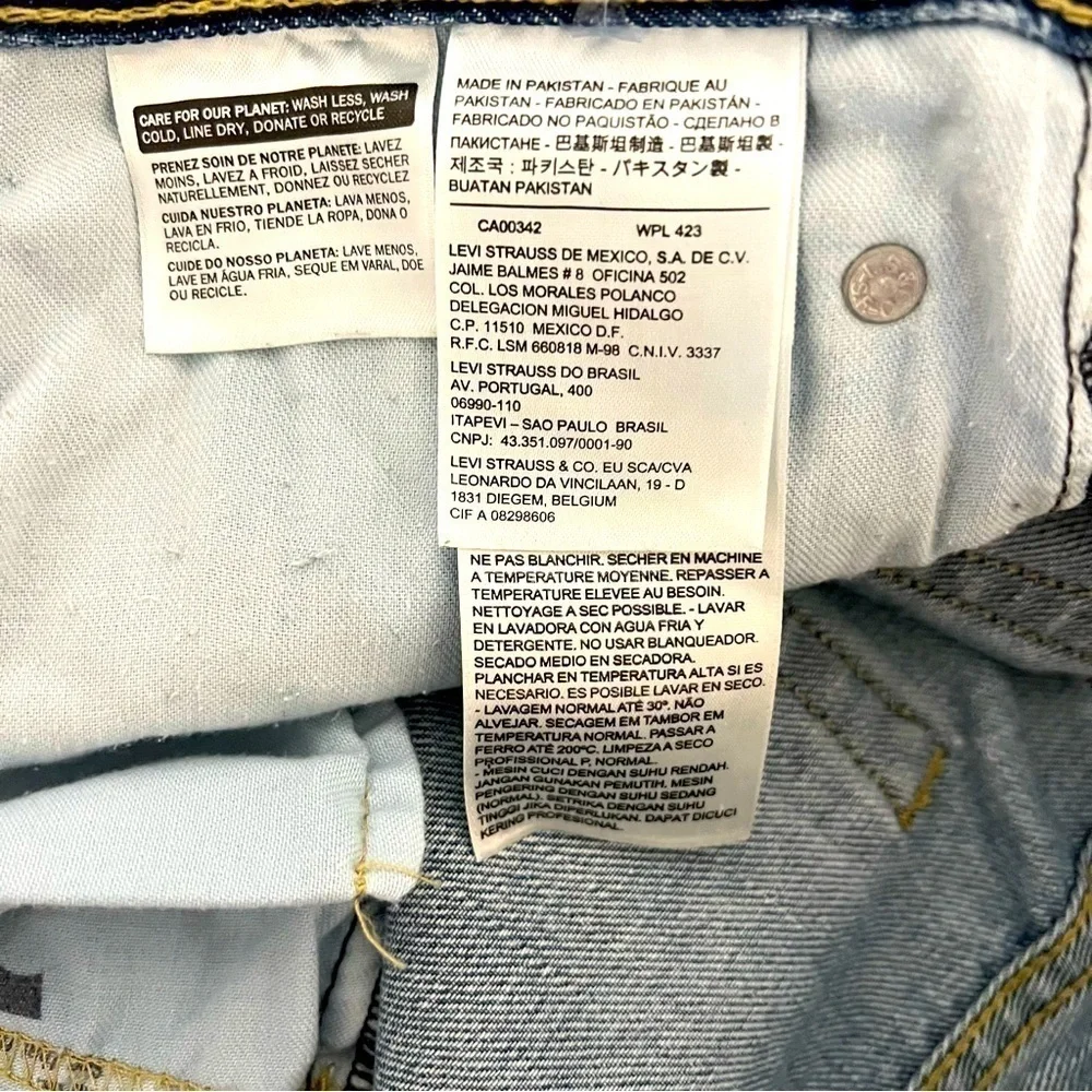 Levi's Men’s Denim Jeans - 505 Straight Leg - W32 L32 EUC Medium Wash Casual